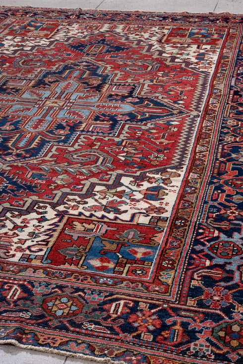 Vintage Heriz Area Rug (8' x 11')